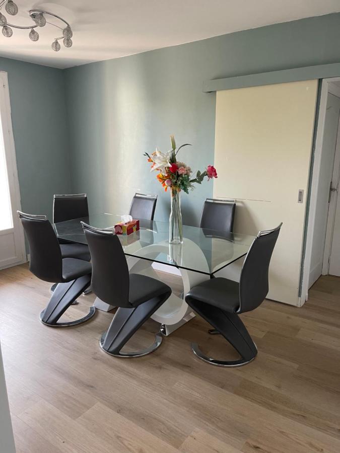 Proche Du Centre-ville Homestay